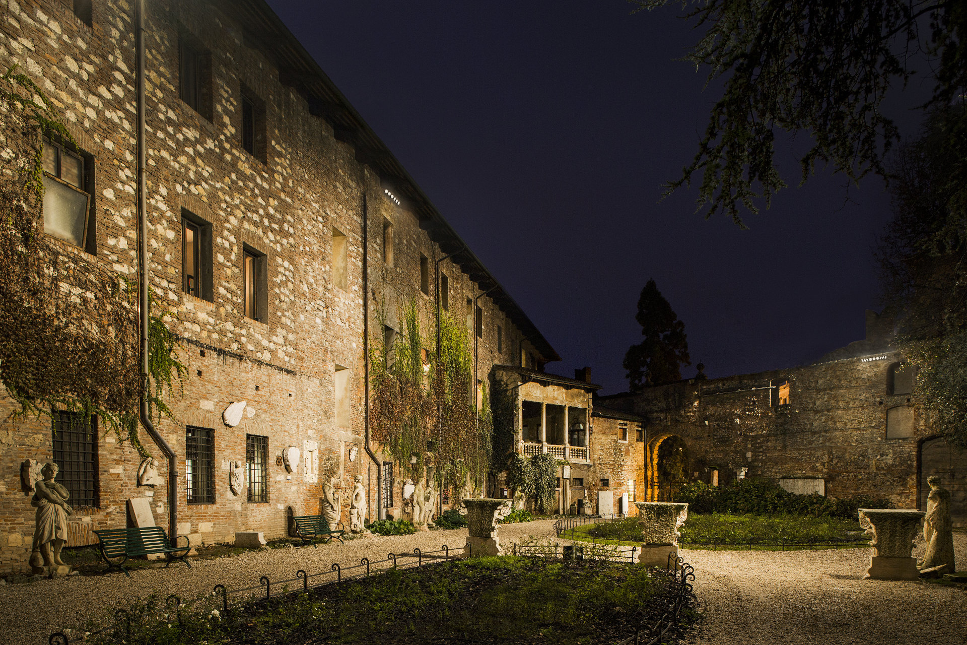 Giardino illuminato del Teatro Olimpico