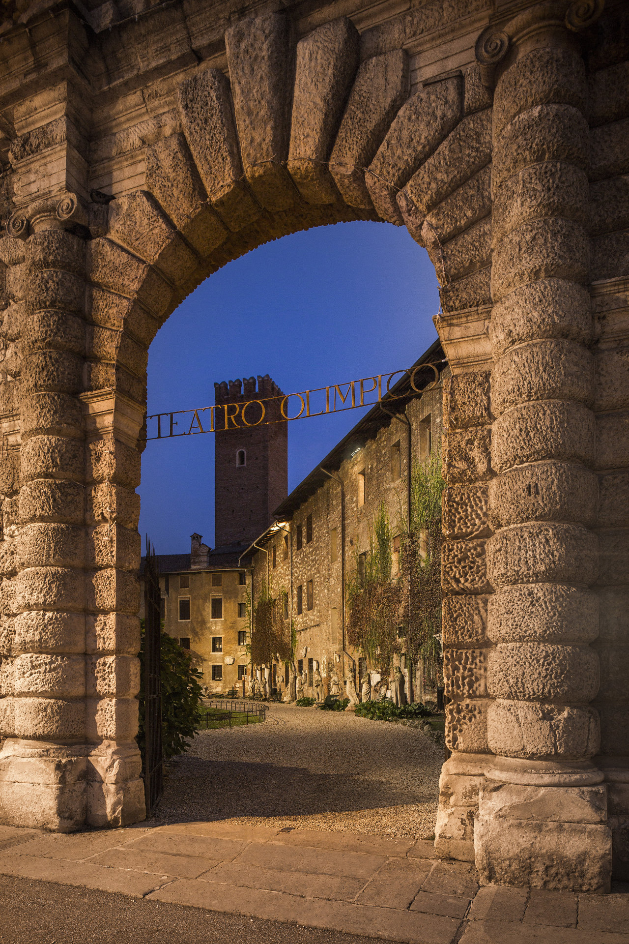 Giardino illuminato del Teatro Olimpico